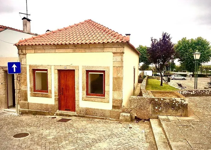 Martins House Casa de Férias Azurara